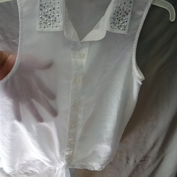 SHEER sleeveless sparkle top - Picture 8 of 11